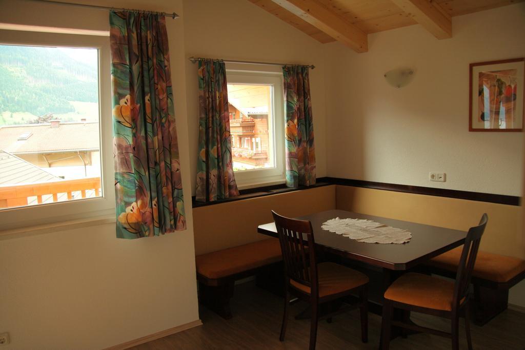 Haus Barbara Breuer Apartment Neukirchen am Großvenediger Cameră foto